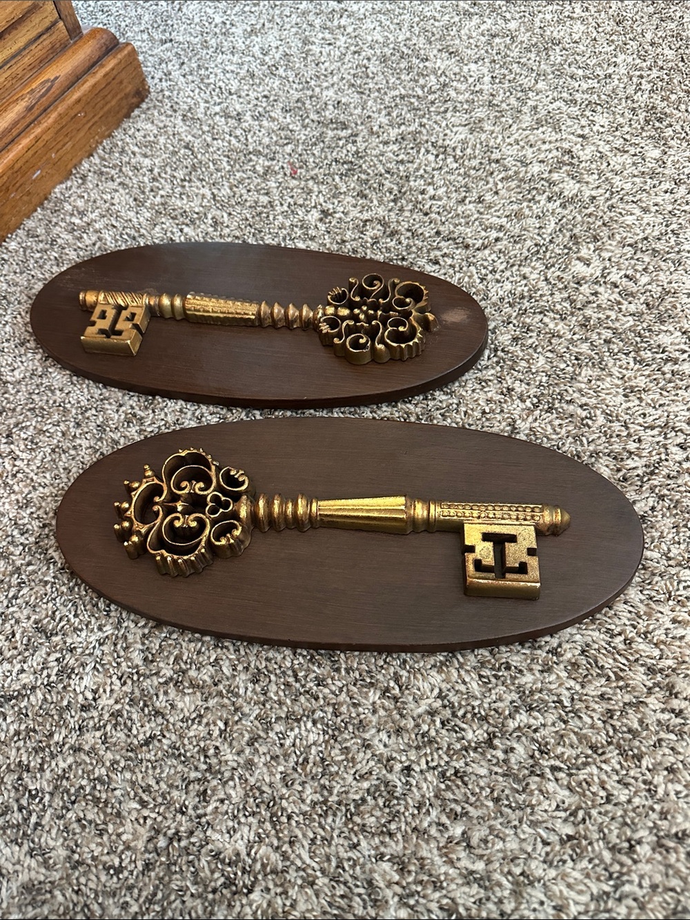 Vintage Ornate Gold Key Wall Plaque Set - Decorative Home Wall Decor